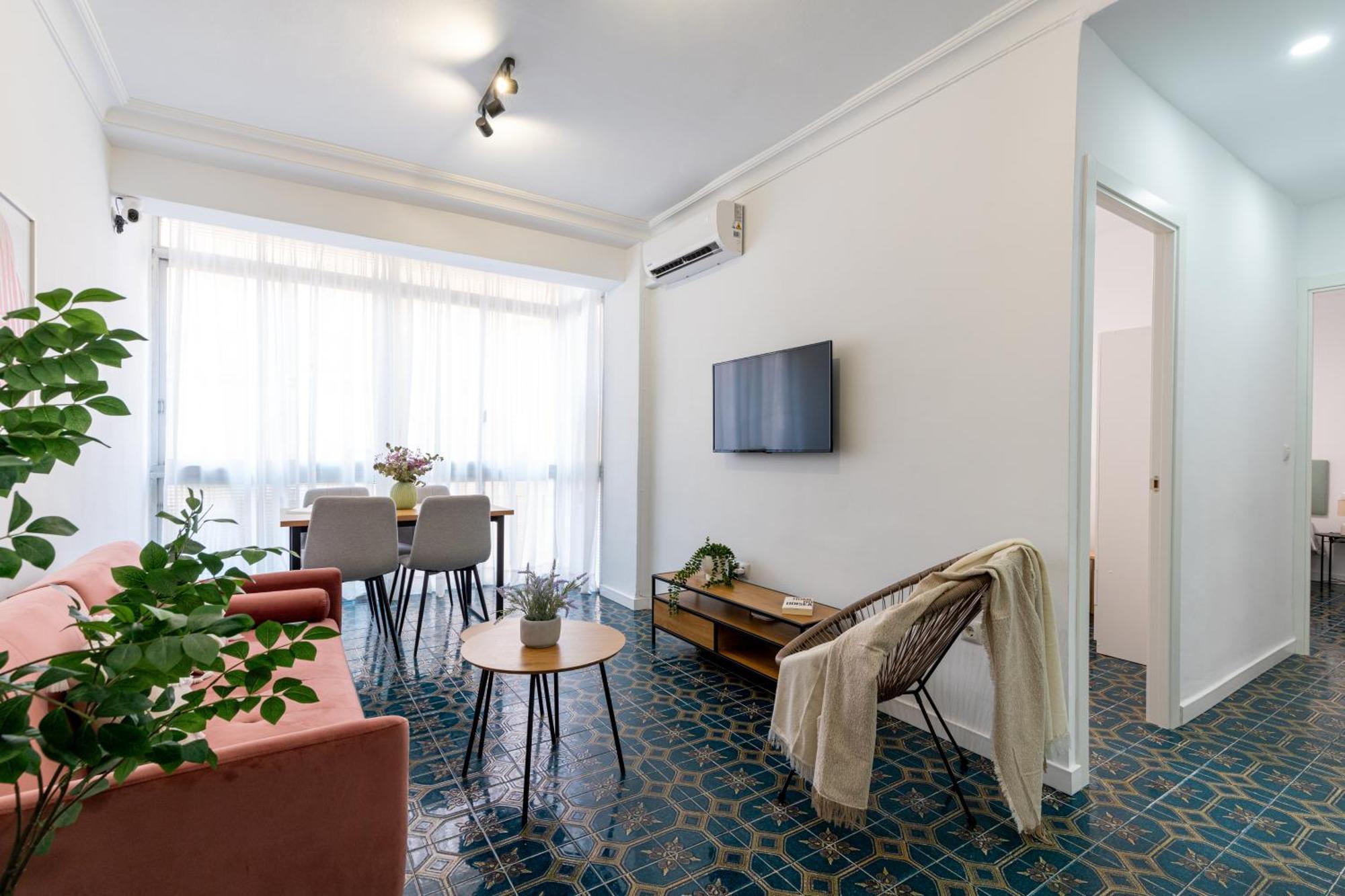 Piso Elegante Y Nuevo De 3 Habitaciones Y 2 Banos Seville Ngoại thất bức ảnh