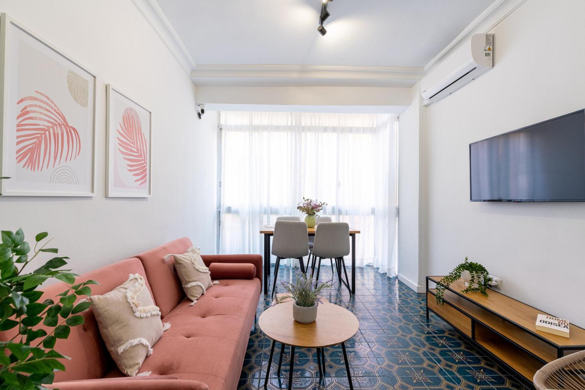 Piso Elegante Y Nuevo De 3 Habitaciones Y 2 Banos Seville Ngoại thất bức ảnh